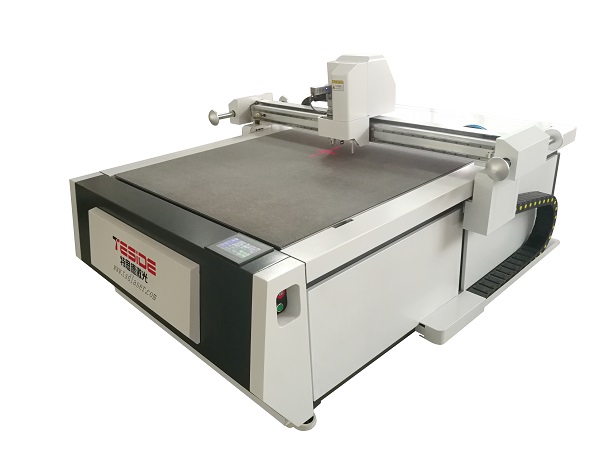 Tagliatrice di cartone ondulato digitale CNC